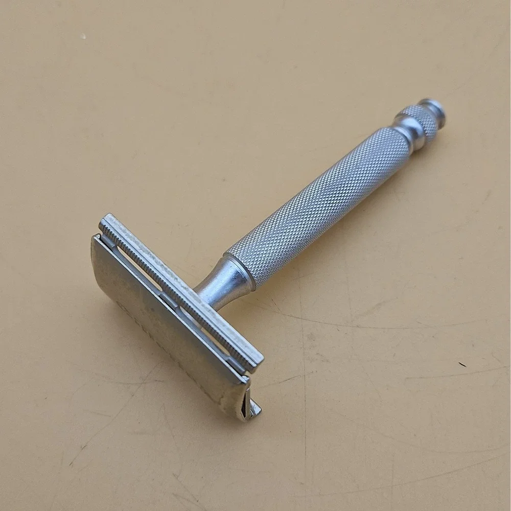 Vintage Gillette Ball End Tech 3 Piece DE Safety Razor Shaving Tool Made In USA